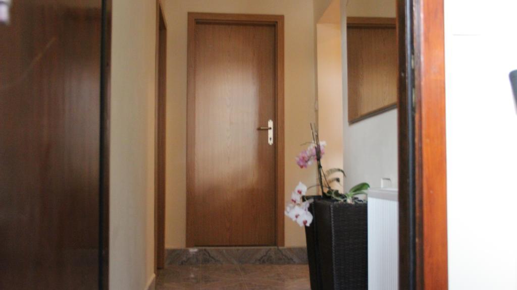 Elg Rooms Postojna Exterior photo